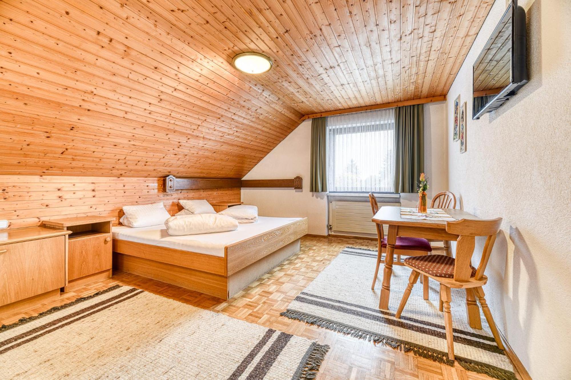Gasthaus Hecht Höchst Buitenkant foto